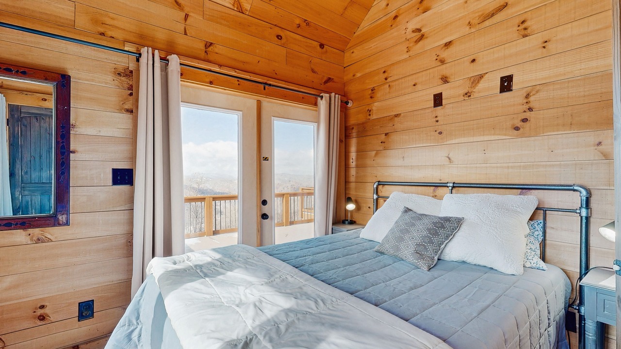 Photo of Bedroom in Elk Park