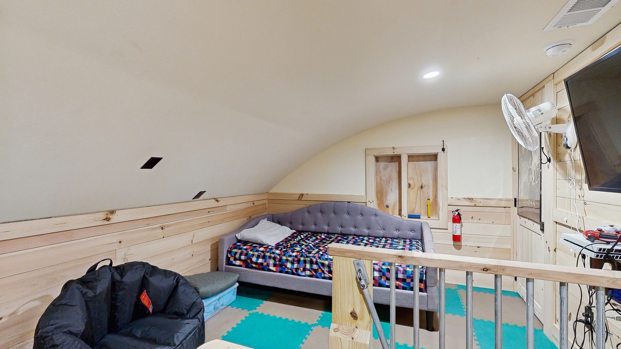 Photo of Bedroom in Elk Park