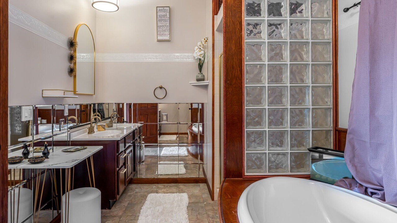 Photo of Bathroom in Clyde