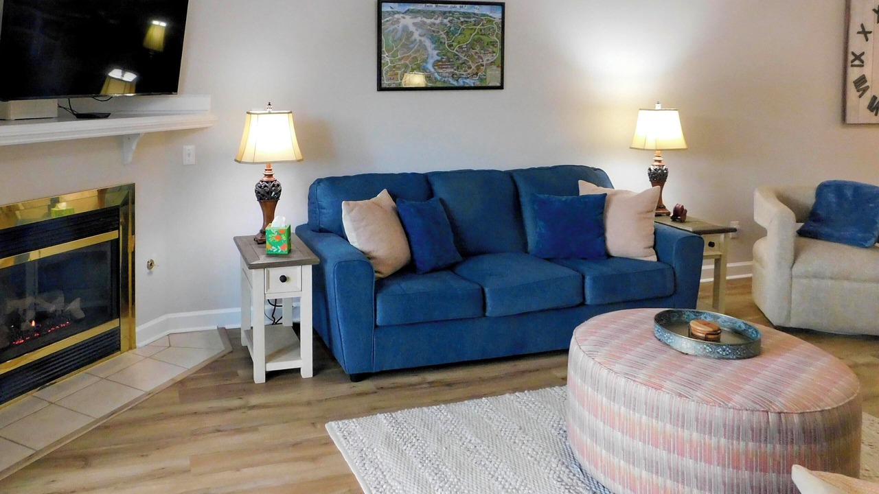 Photo of Livingroom in Huddleston