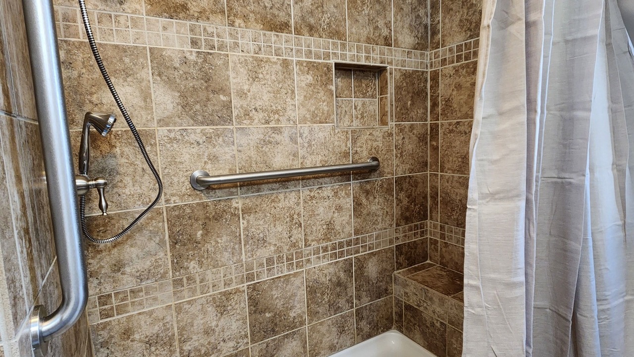 Photo of Bathroom in Kerr