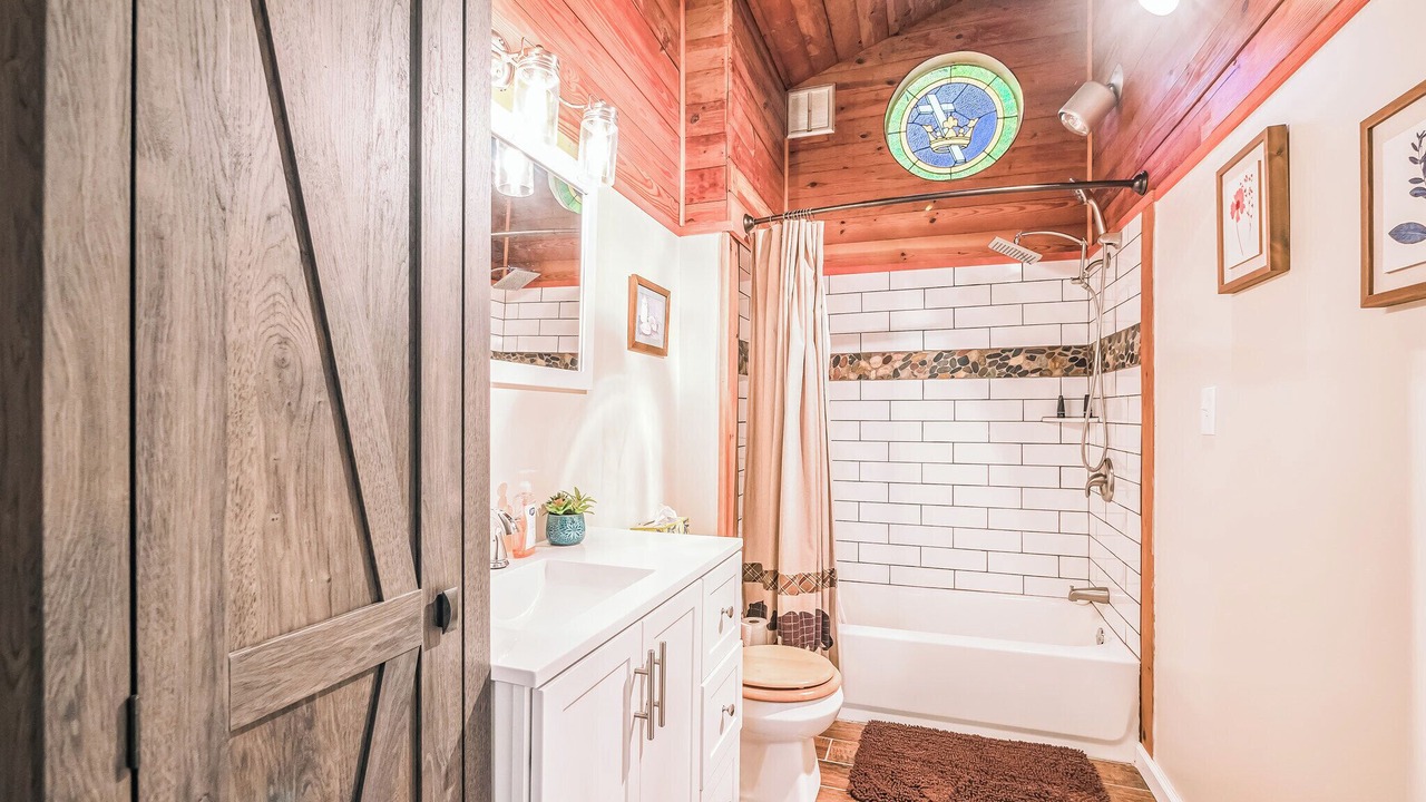 Photo of Bathroom in Hedgesville
