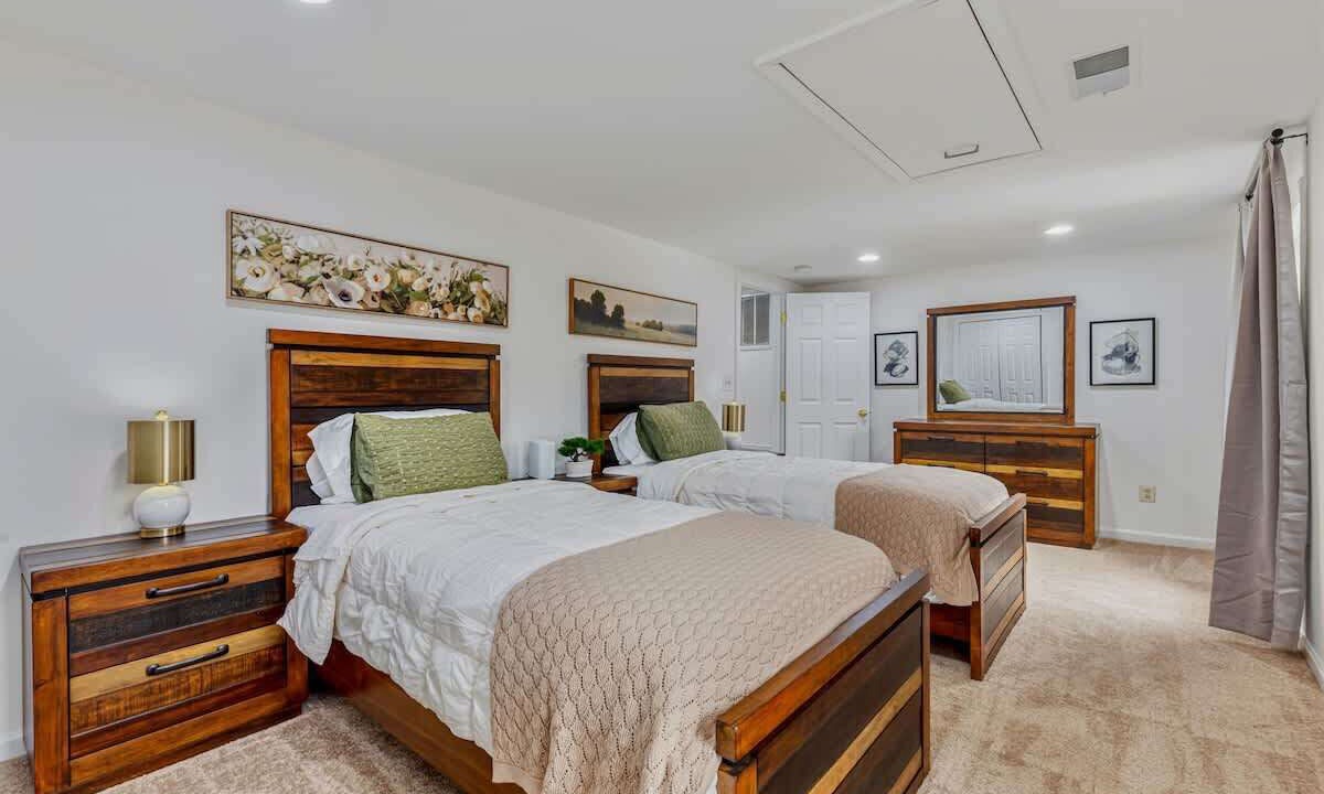 Photo of Bedroom in Leesburg