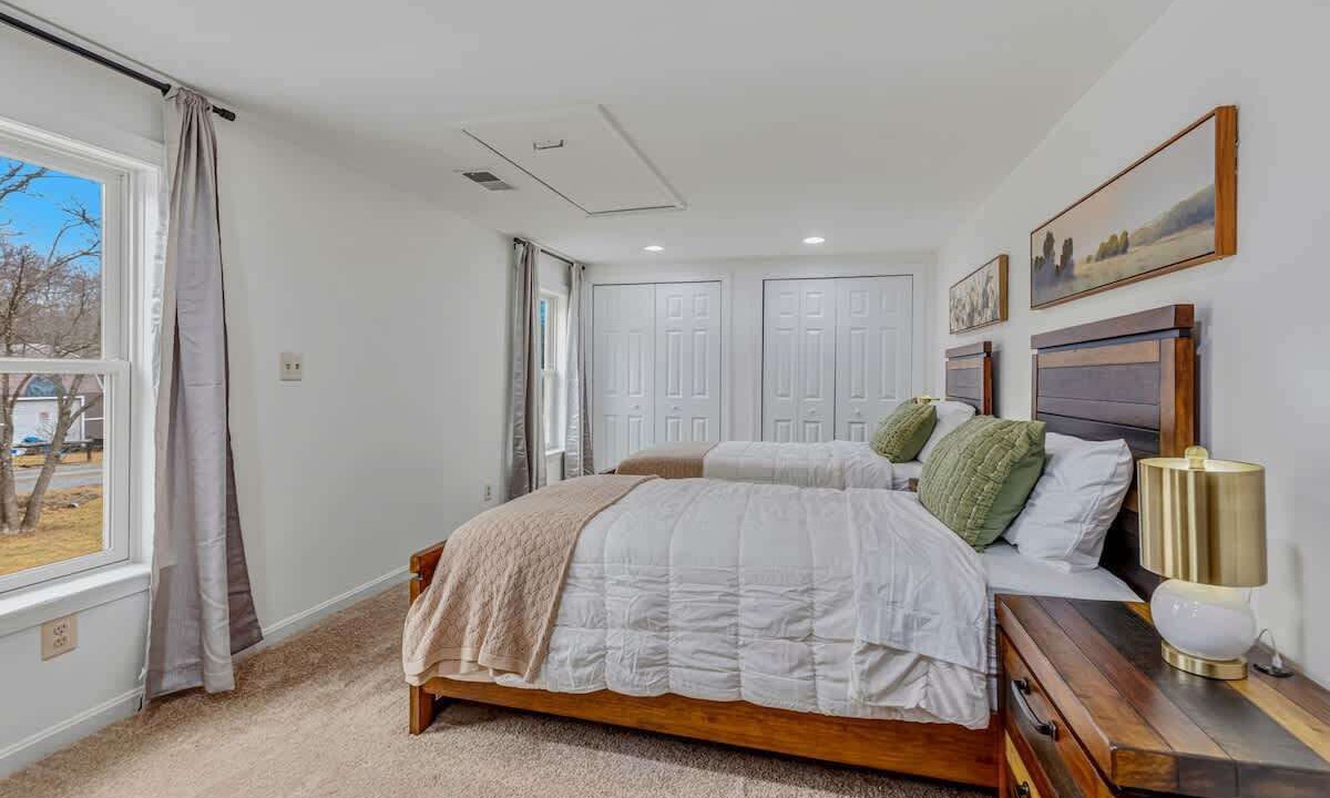 Photo of Bedroom in Leesburg