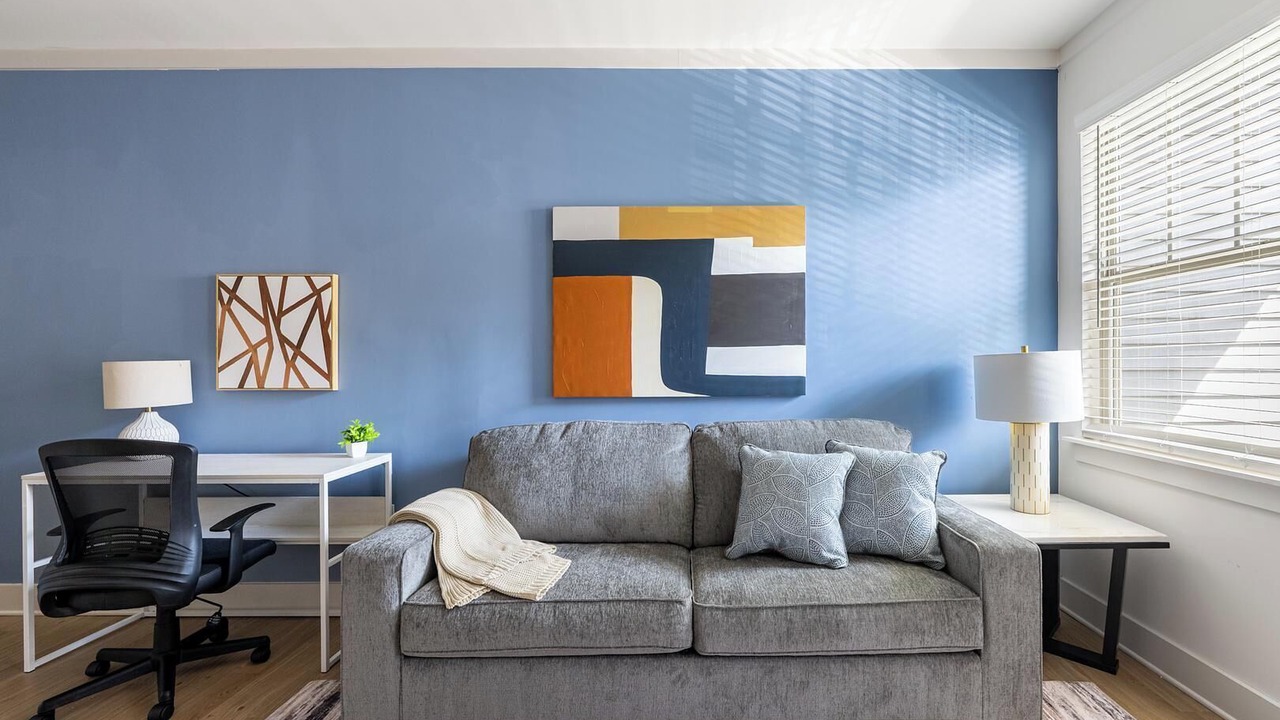 Photo of Livingroom in Asheville