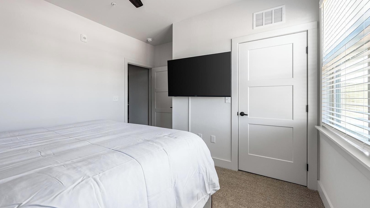 Photo of Bedroom in Asheville