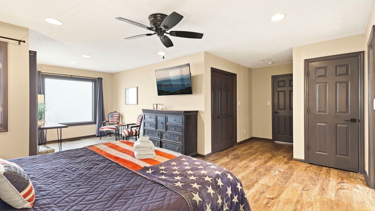 Photo of Bedroom in Seven Devils