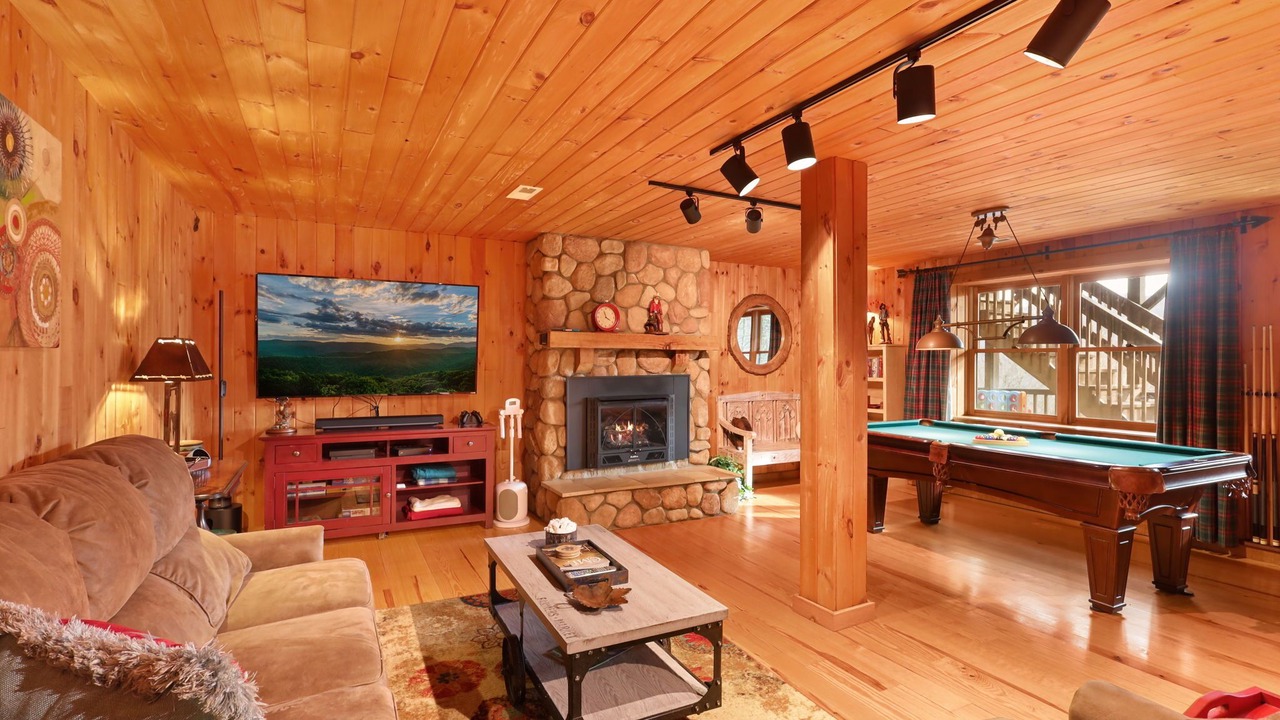 Photo of Livingroom in Banner Elk