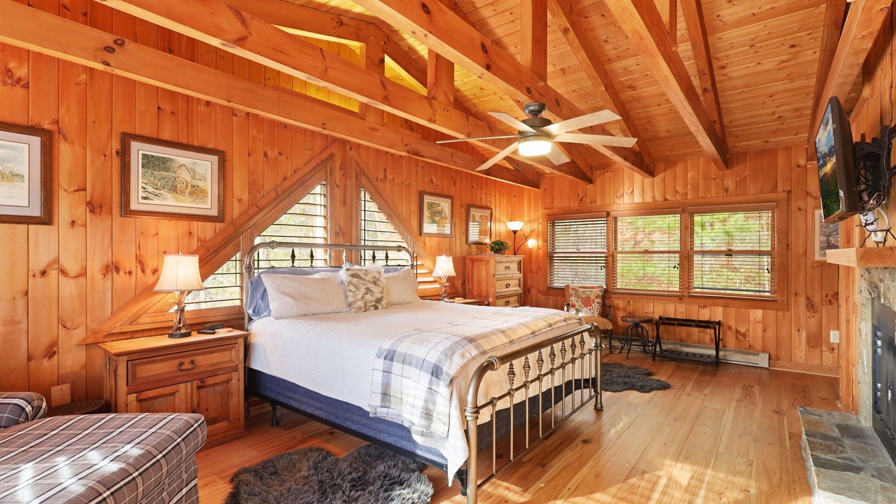 Photo of Bedroom in Banner Elk
