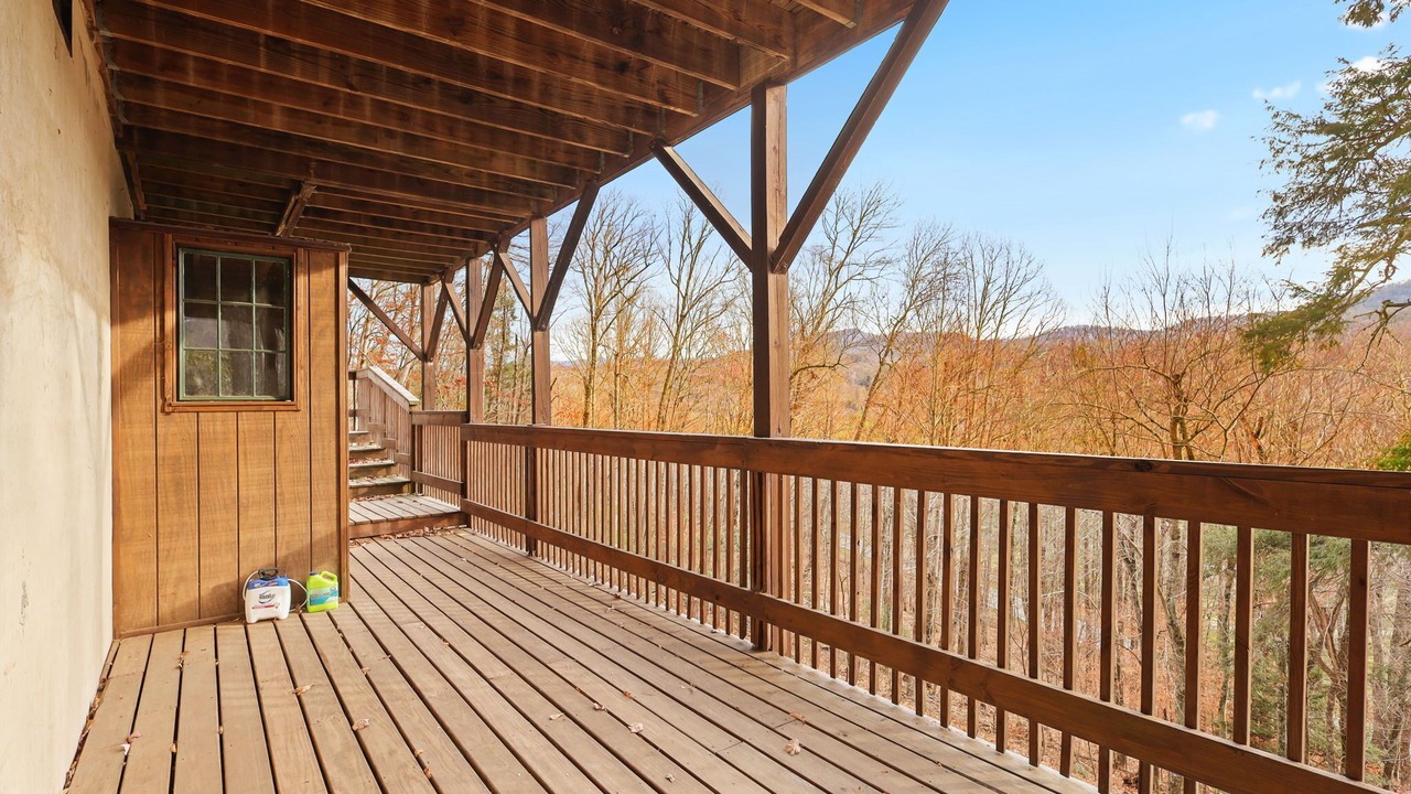 Photo of Patio Balcony in Banner Elk