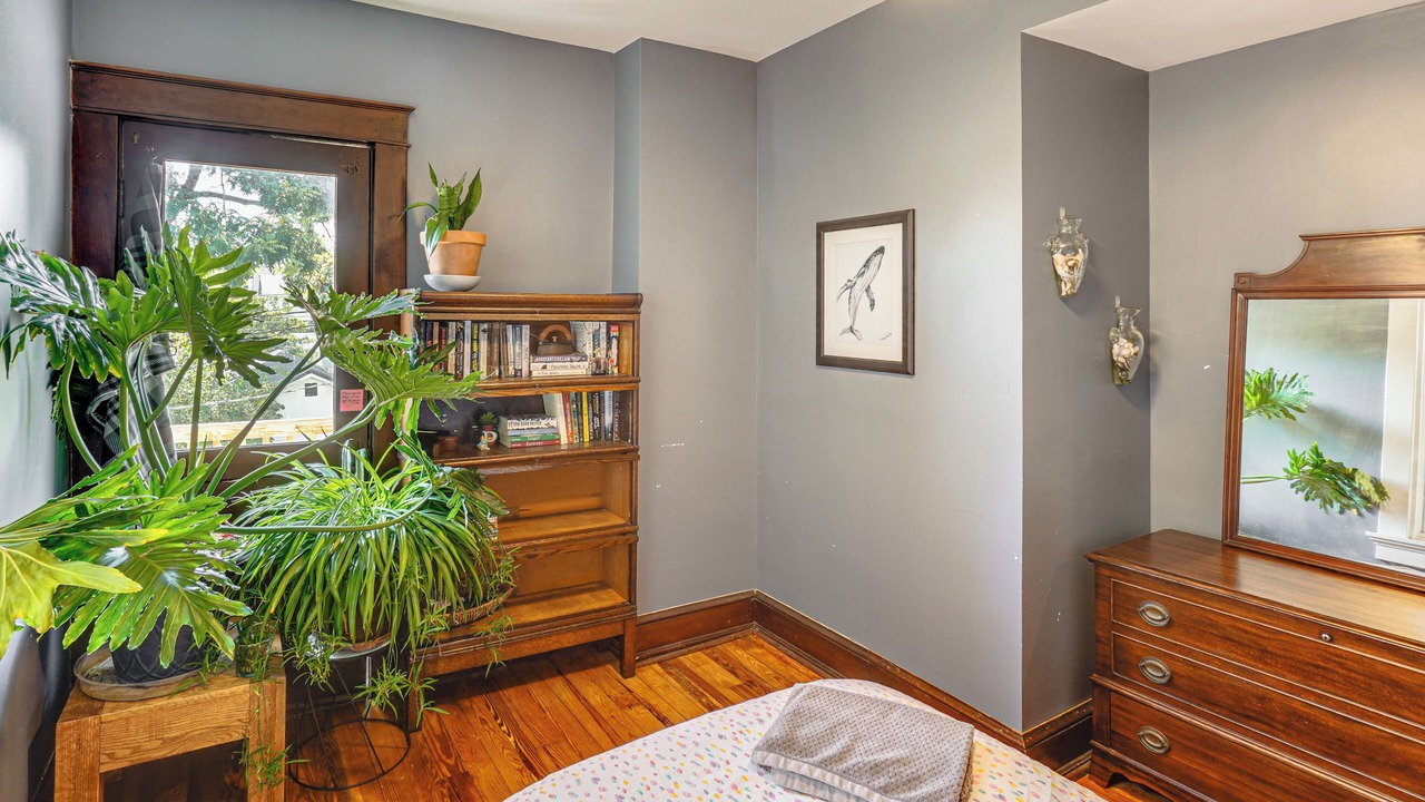 Photo of Bedroom in Downtown