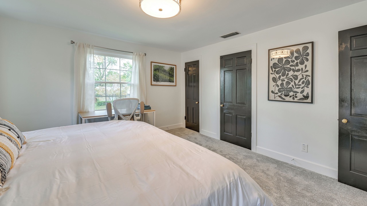 Photo of Bedroom in Lexington