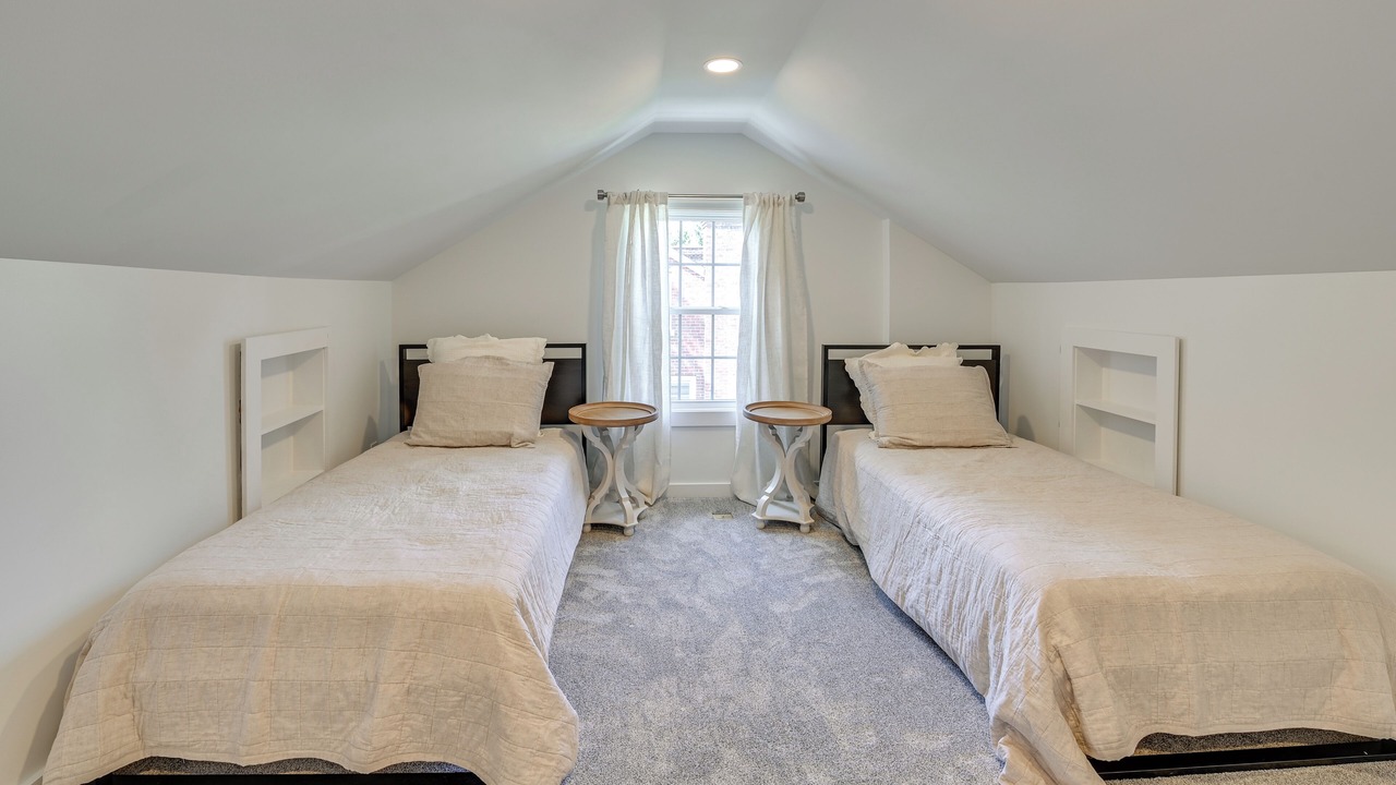 Photo of Bedroom in Lexington