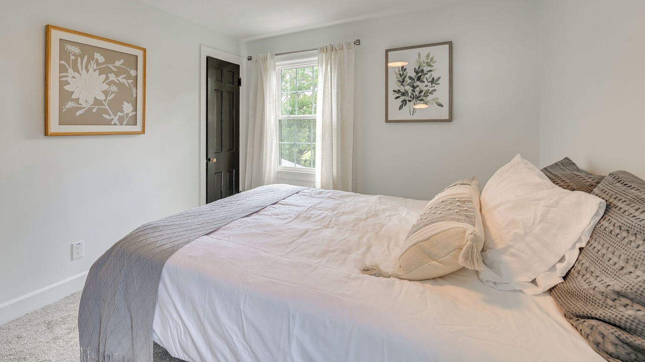Photo of Bedroom in Lexington