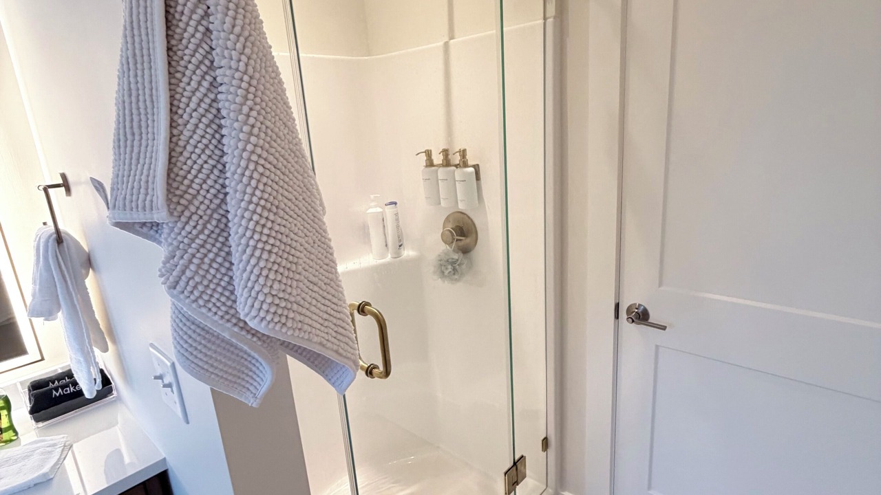 Photo of Bathroom in Hickory