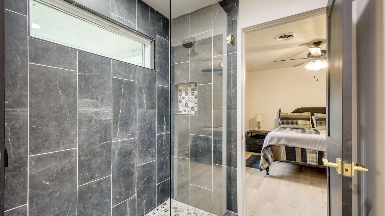 Photo of Bathroom in Campton