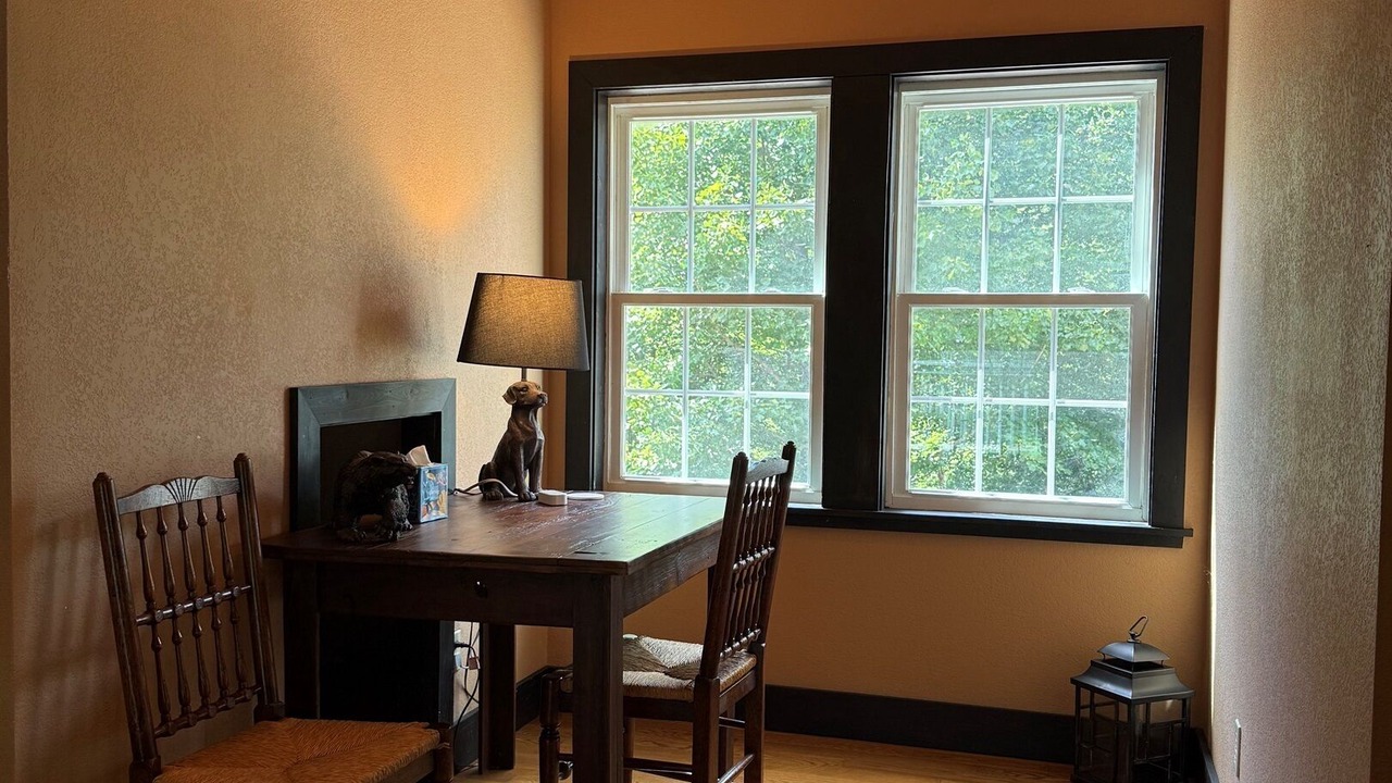 Photo of Bedroom in Barnardsville