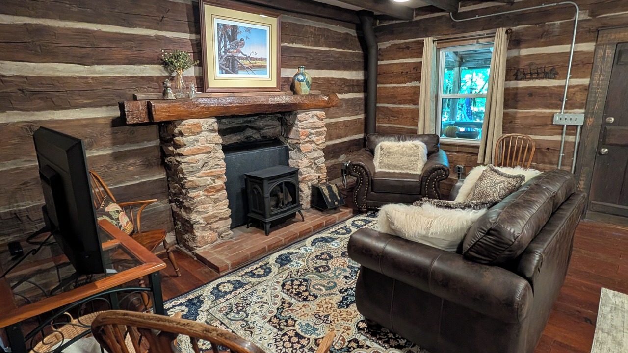 Photo of Livingroom in Rutherfordton