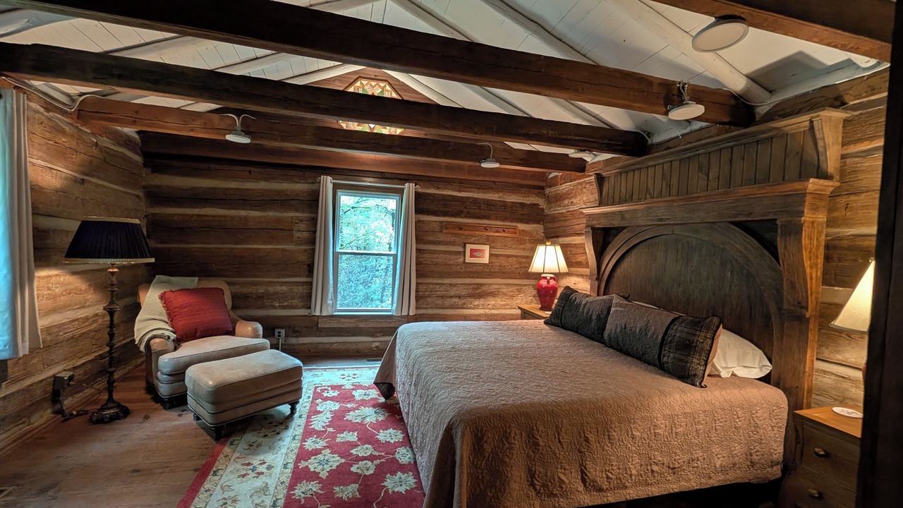 Photo of Bedroom in Rutherfordton