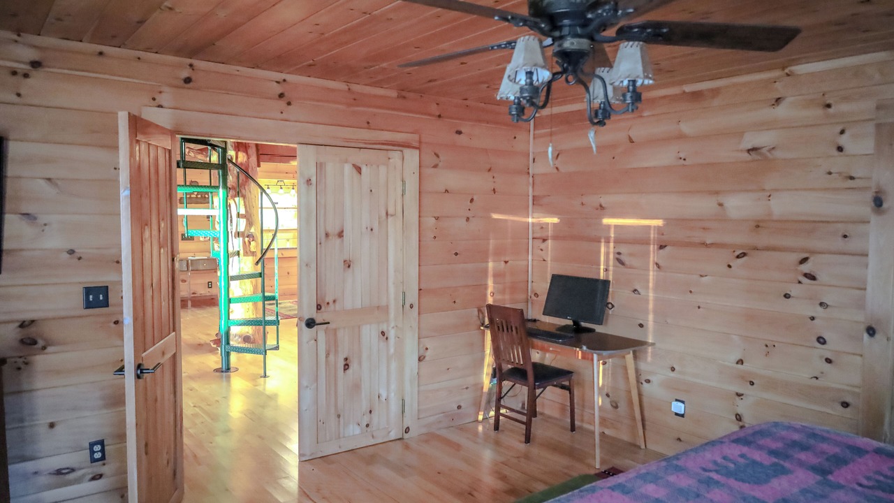 Photo of Bedroom in Butler