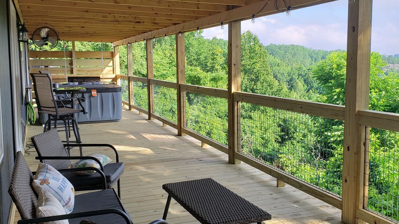 Photo of Outdoor in Frenchburg