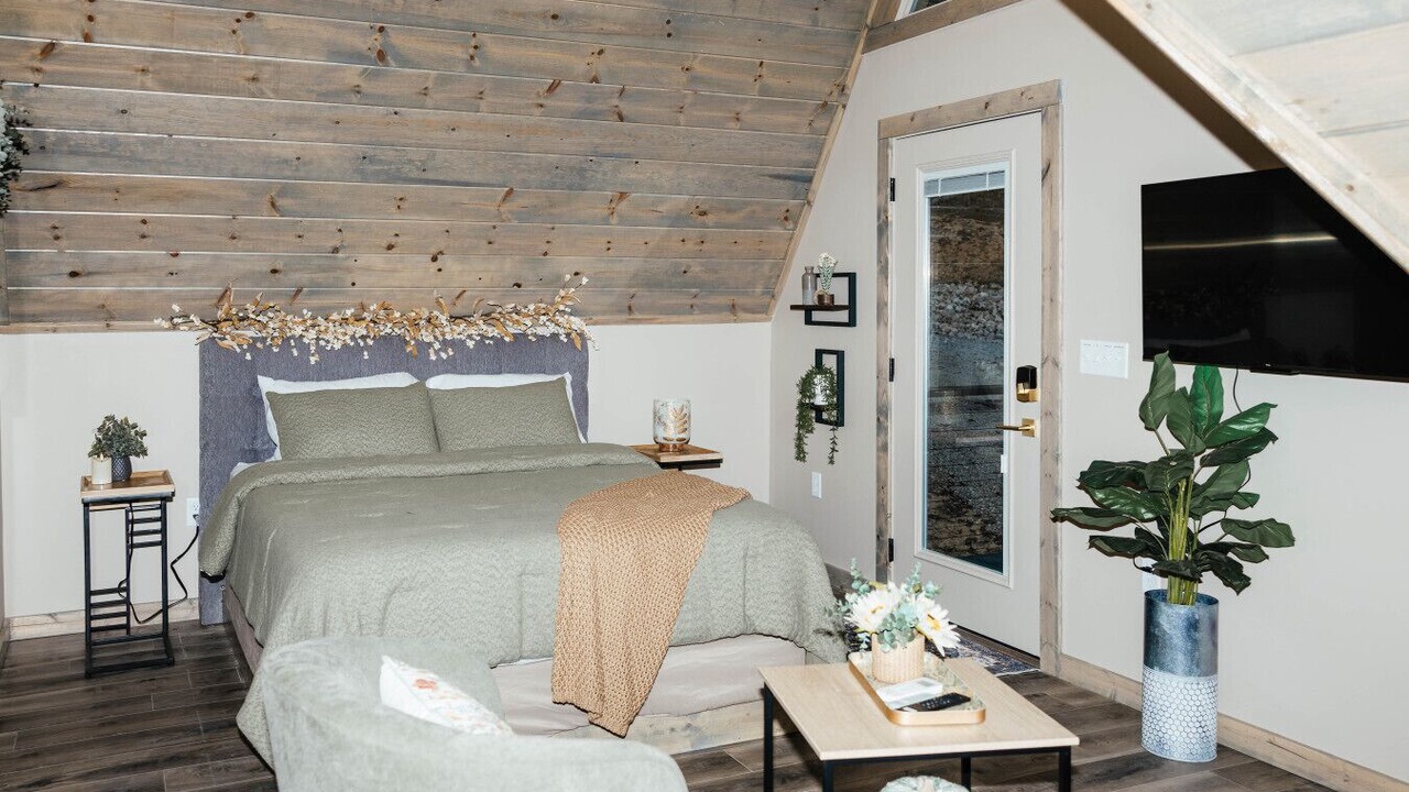Photo of Bedroom in Campton