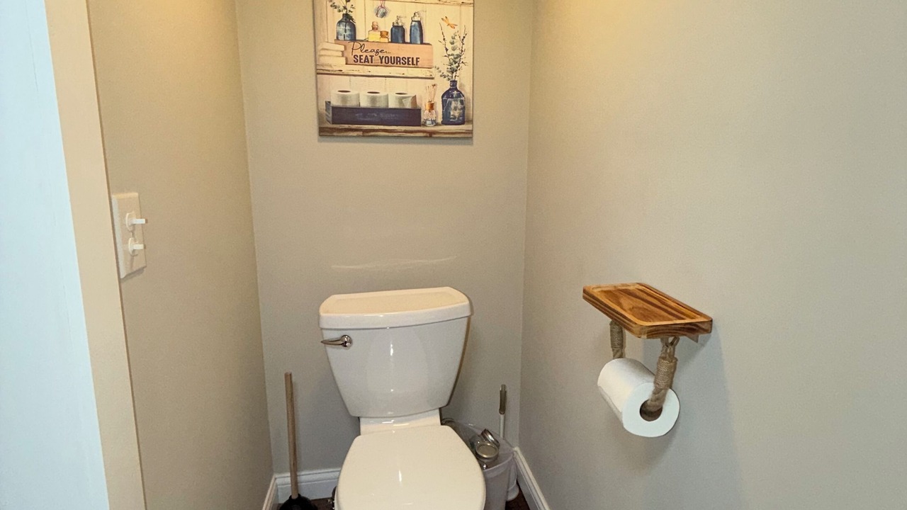 Photo of Bathroom in Campton