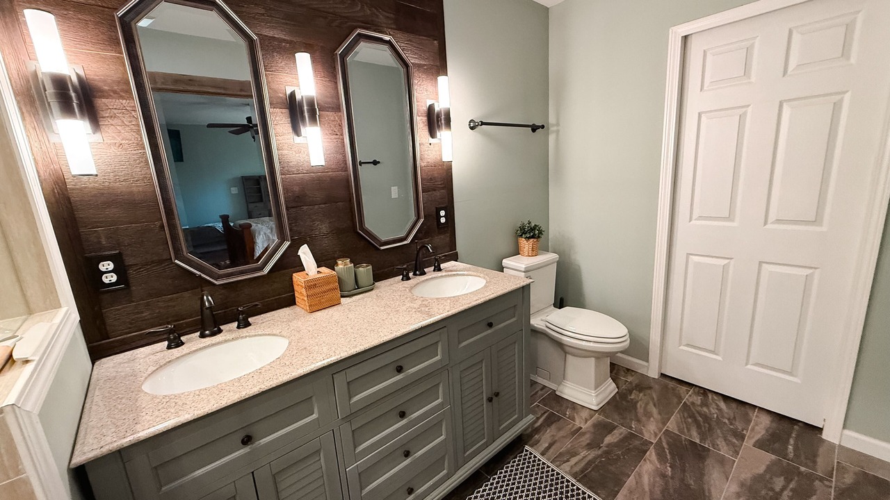 Photo of Bathroom in Lenoir