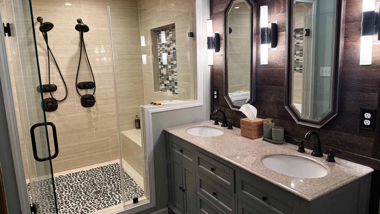 Photo of Bathroom in Lenoir