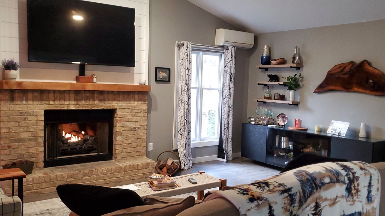 Photo of Livingroom in Pineola