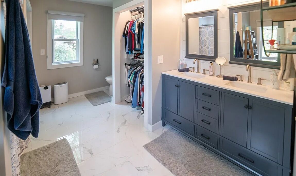 Photo of Bathroom in Pineola
