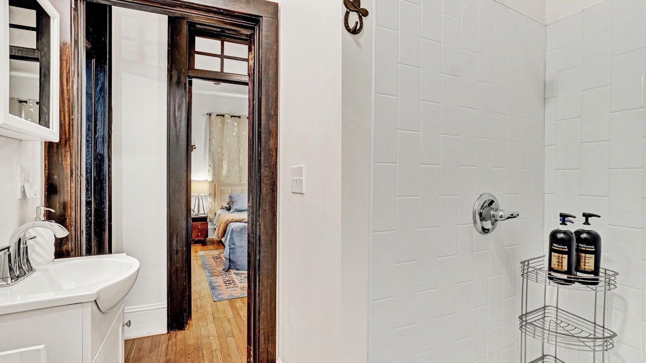 Photo of Bathroom in Hendersonville