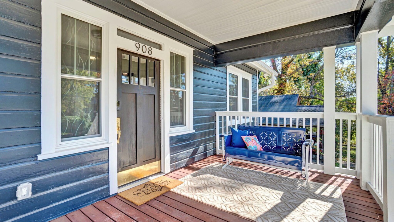 Photo of Patio Balcony in Hendersonville