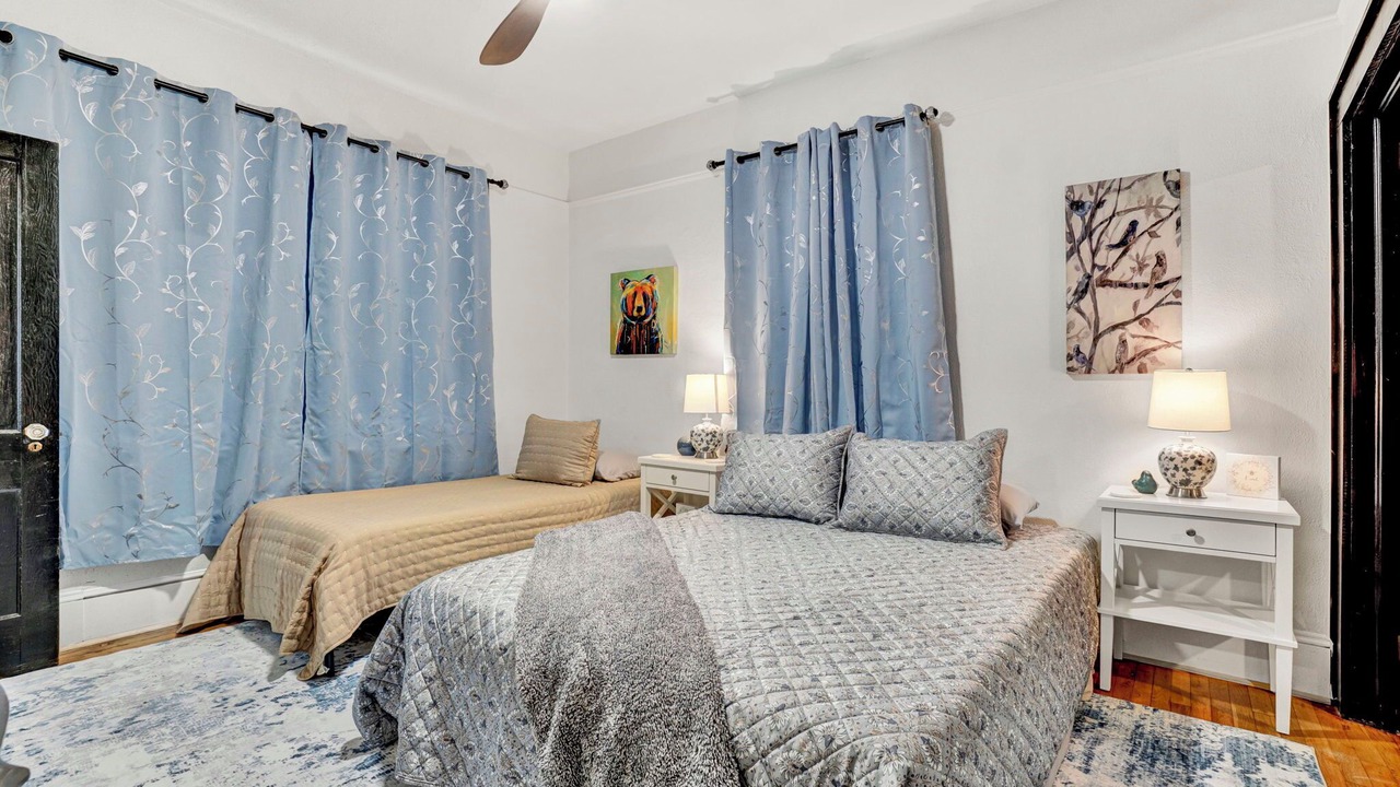 Photo of Bedroom in Hendersonville