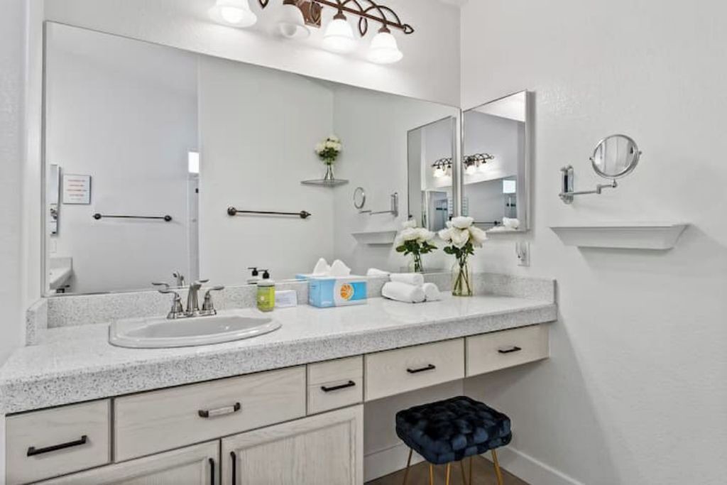 Photo of Bathroom in North Las Vegas