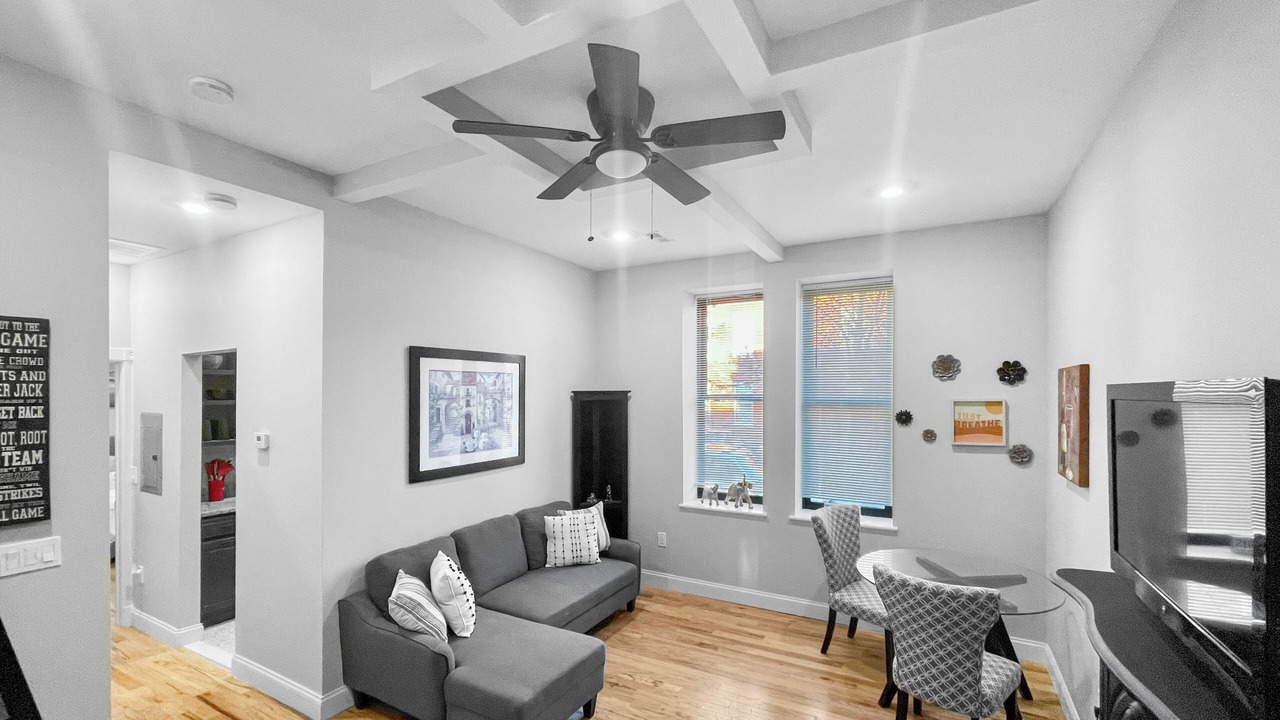 Photo of Livingroom in Downtown Baltimore