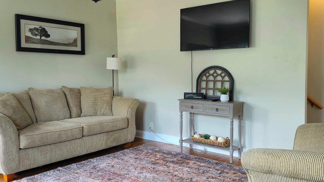 Photo of Livingroom in Glen Ferris