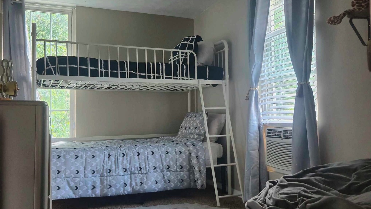 Photo of Bedroom in Glen Ferris