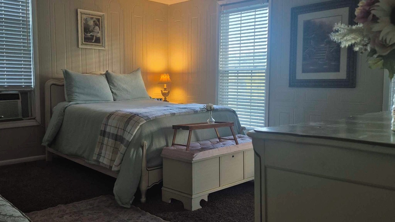 Photo of Bedroom in Glen Ferris