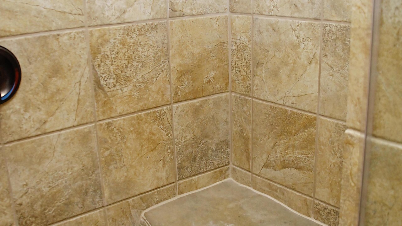 Photo of Bathroom in Henlawson