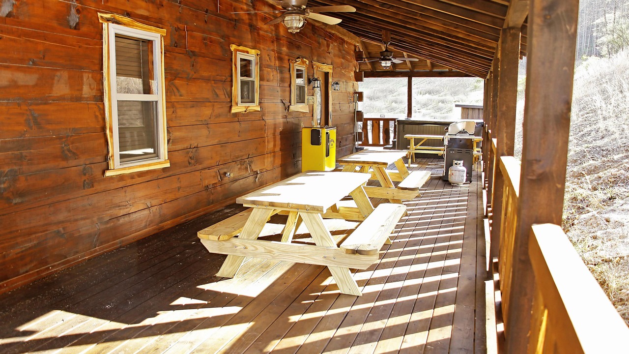 Photo of Outdoor in Henlawson