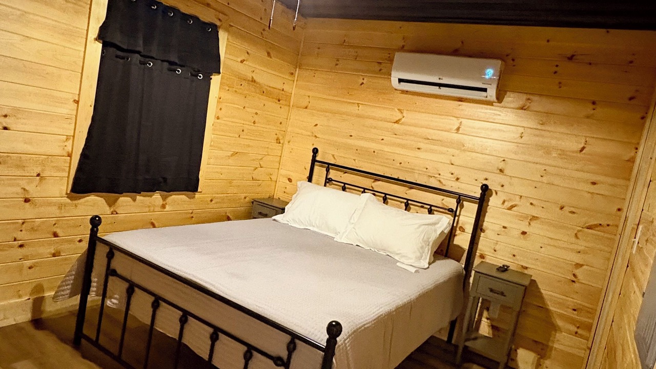 Photo of Bedroom in Campton