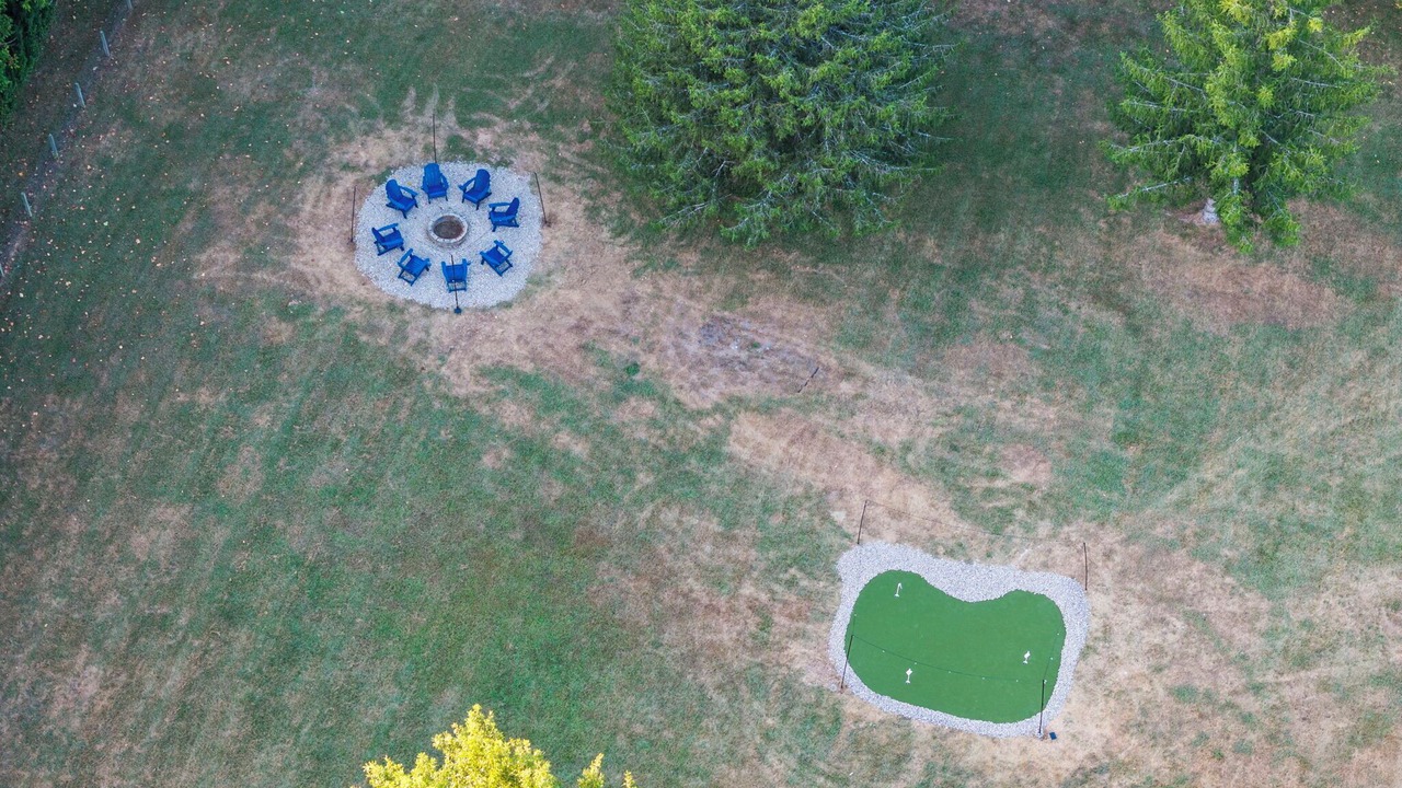 Photo of Outdoor in Waddy