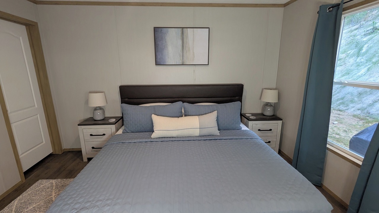 Photo of Bedroom in Elk Park
