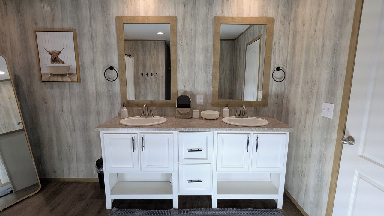 Photo of Bathroom in Elk Park