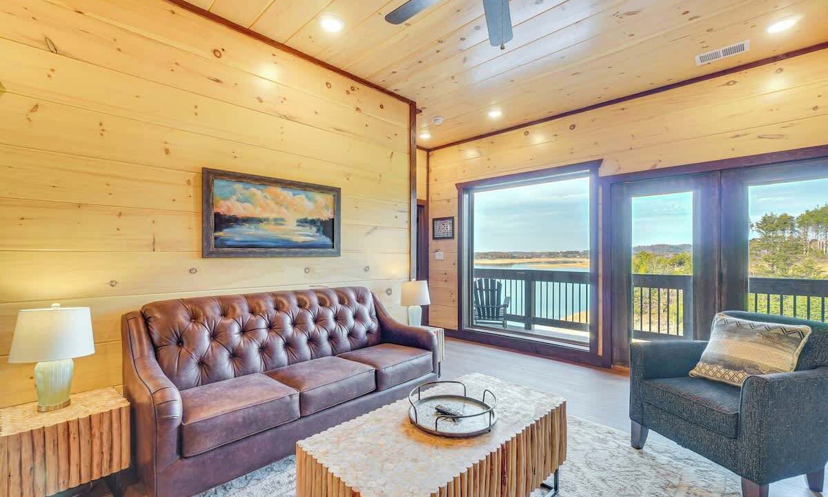 Photo of Livingroom in Sevierville