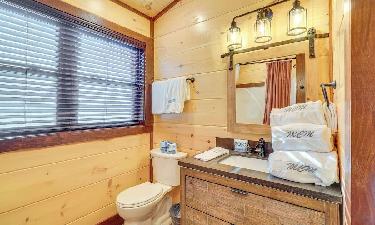 Photo of Bathroom in Sevierville