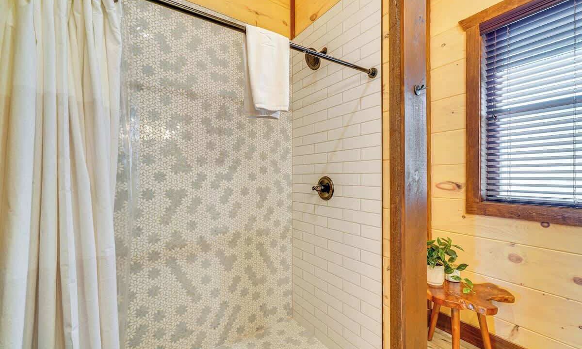 Photo of Bathroom in Sevierville