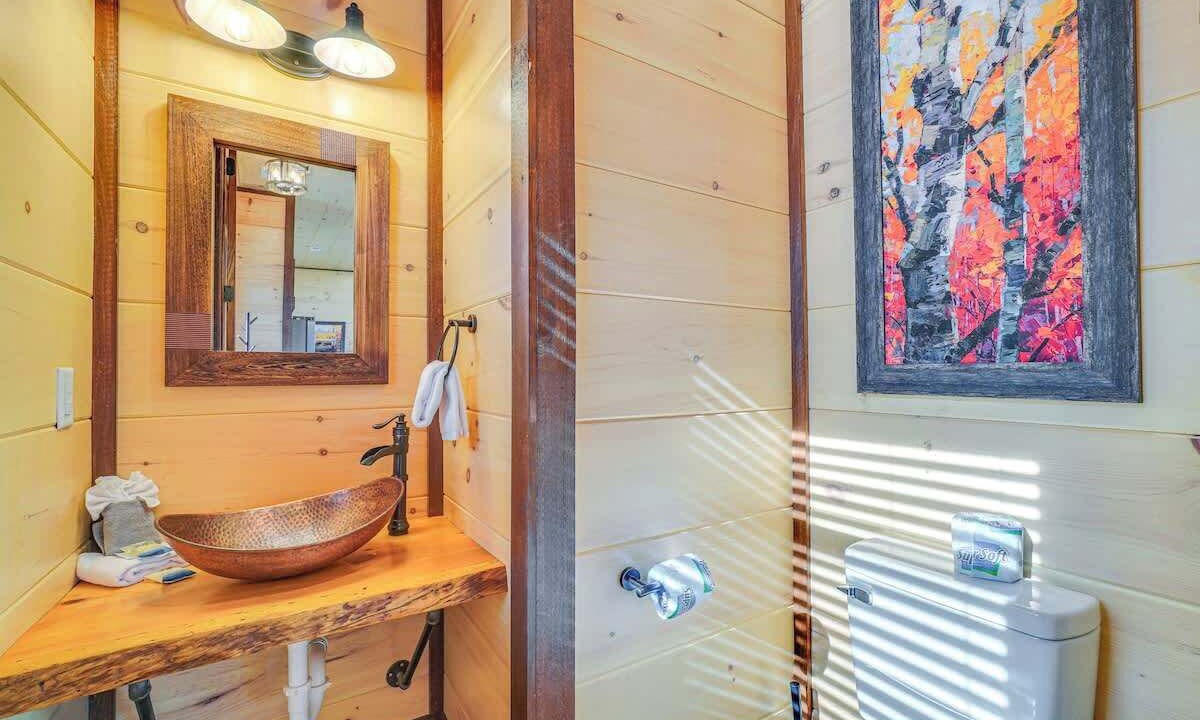 Photo of Bathroom in Sevierville