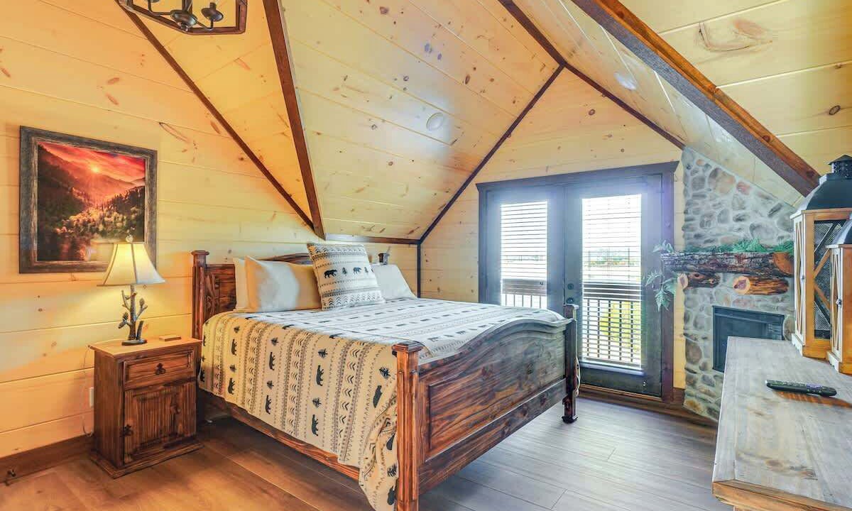 Photo of Bedroom in Sevierville